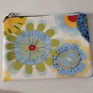 Big make up bag Christmas gift idea